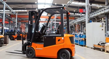 Unconventional-Uses-of-Forklifts